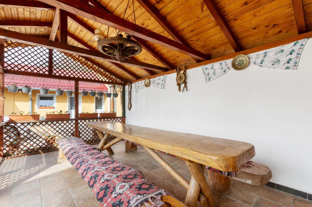 Casa Rasnoveana Экстерьер фото
