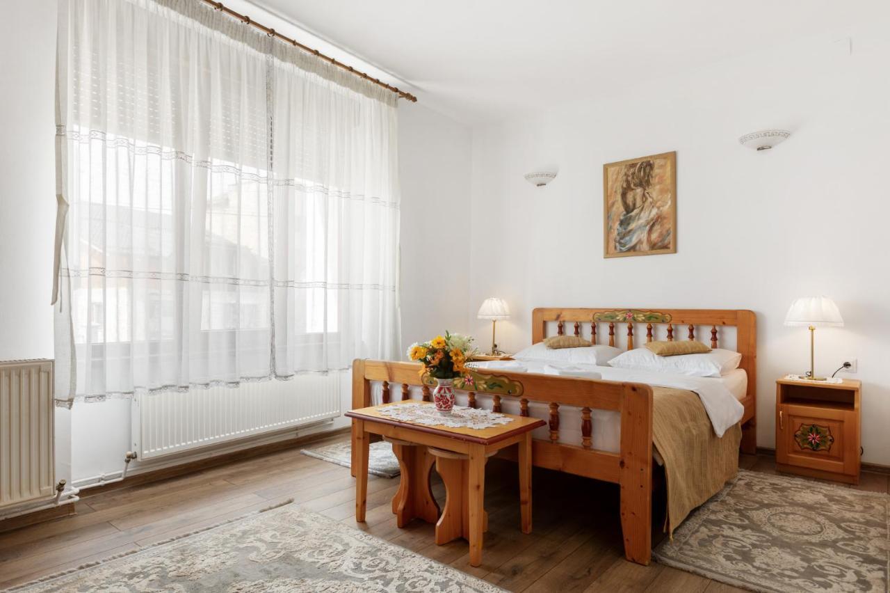 Casa Rasnoveana Экстерьер фото